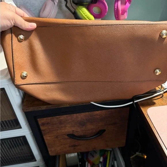 Michael Kors Tan Saffiano Leather Tote - Picture 6 of 8